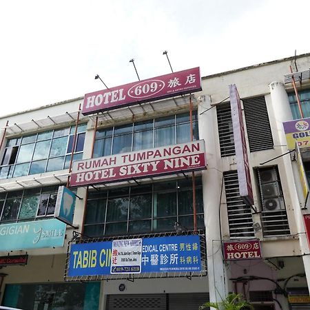 Hotel Sixty Nine Джохор Бахру Екстериор снимка